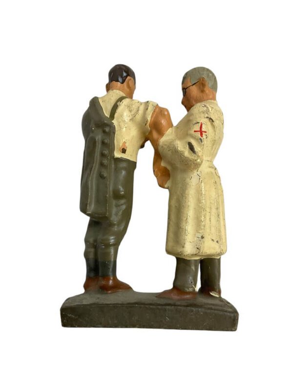 WW2 German Army Heer Doctor With Wounded Lineol Toy Soldier