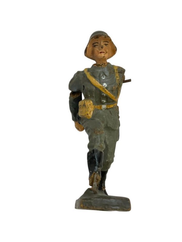 WW2 German Army Heer Pioneer Running Lineol Toy Soldier