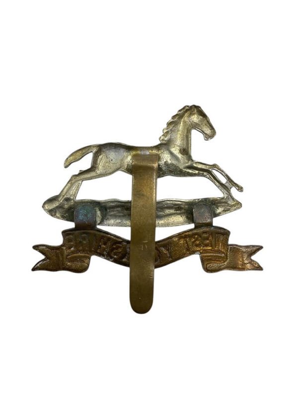 WW2 British West Yorkshire Cap Badge - Image 2