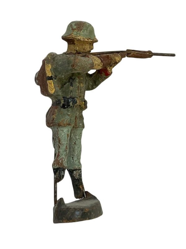 WW2 German Army Heer Rifleman Shooting Elastolin Toy Soldier