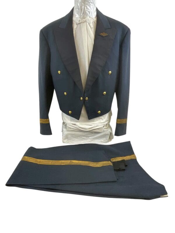 Canadian Forces RCAF Mess Dress Pilot Uniform