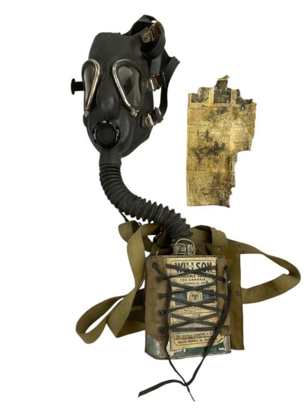 WW2 US Civil Defense Gas Mask In Case