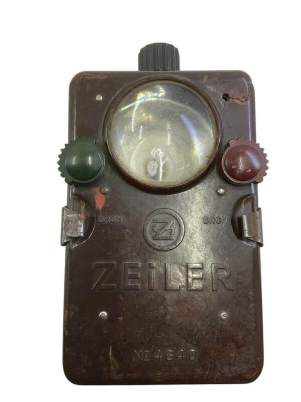 WW2 German Army Bakelite Zeiler Flashlight