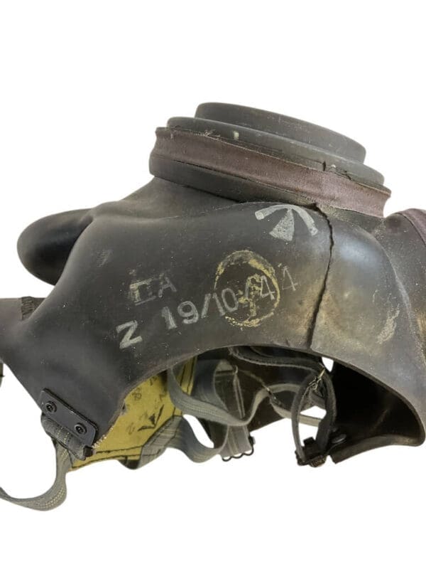 WW2 British Army Light Respirator Dated 1944