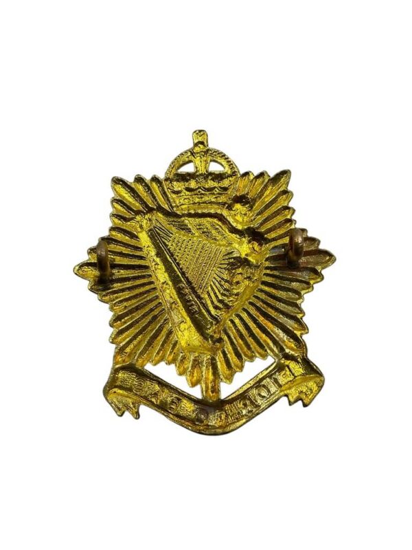 WW2 Canadian Irish Regiment of Canada Cap Badge