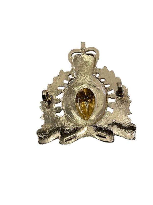 Royal Canadian Mounted Police RCMP Staybright Cap Badge 2