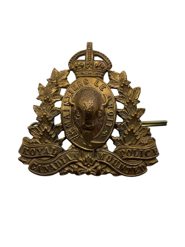 WW2 Royal Canadian Mounted Police RCMP Cap Badge