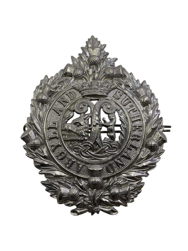 WW2 British Argyll and Sutherland Cap Badge