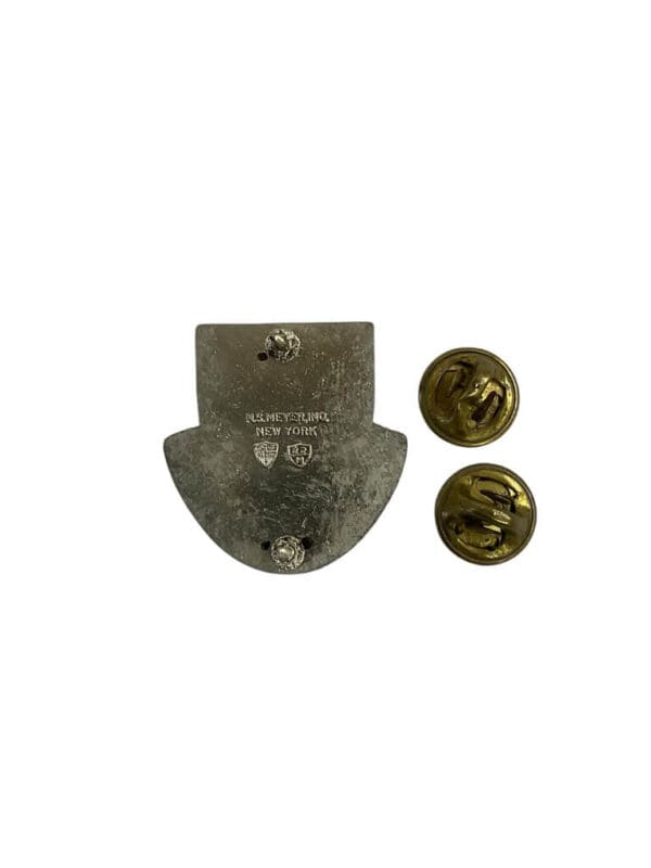 US Army DUI Distinctive Uniform Insignia 6th Support Battalion Badge Pin