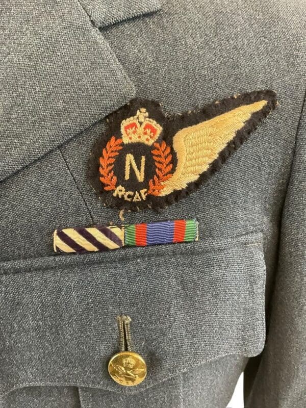 WW2 Canadian RCAF Navigator Officers Service Dress Jacket DFC Winner