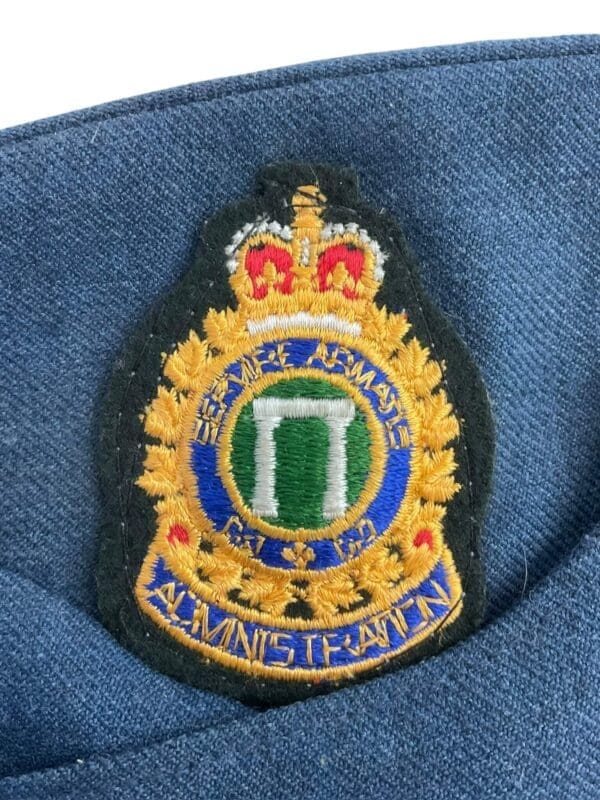 Canadian RCAF Administration Officers Wedge Cap and Insignia Size 7