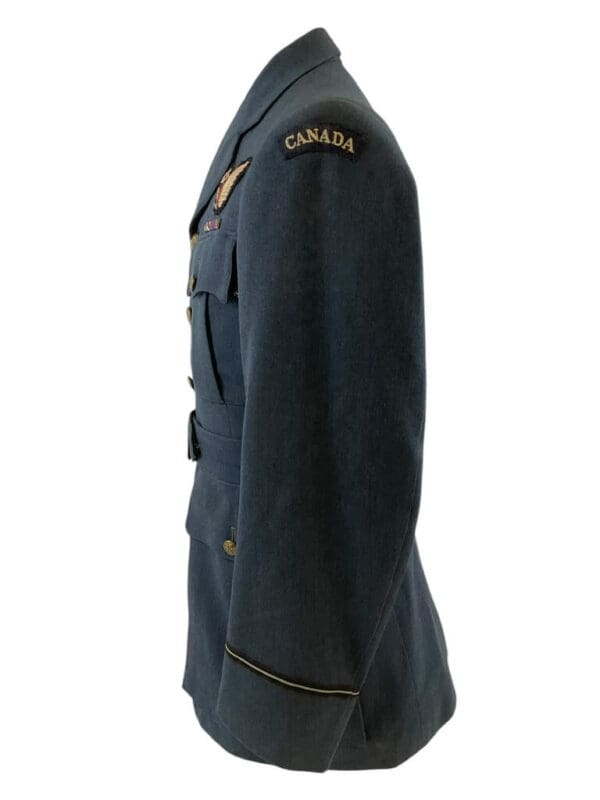 WW2 Canadian RCAF Navigator Officers Service Dress Jacket DFC Winner