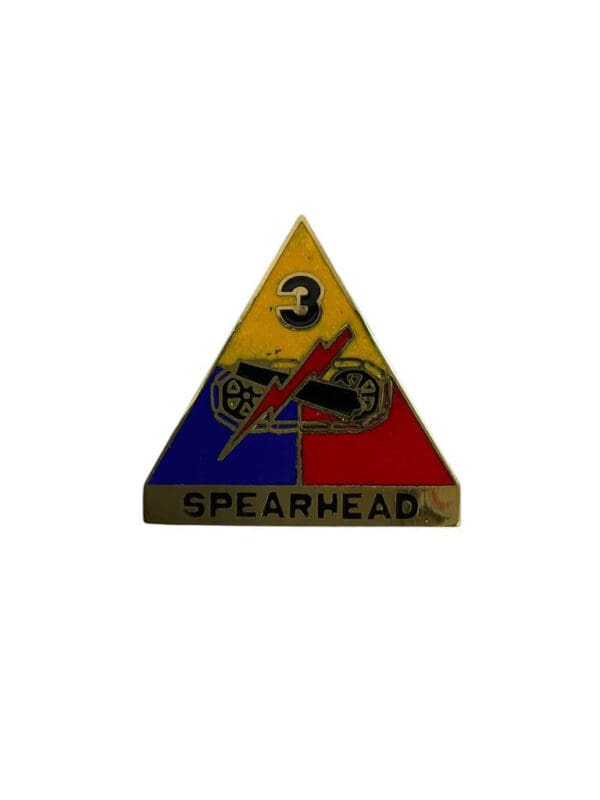 US Army DUI Distinctive Uniform Insignia 3rd Armored Division Badge Pin