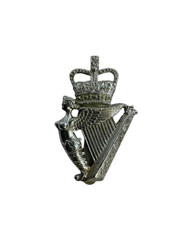 British Army Royal Irish Regiment Caubeen Cap Badge