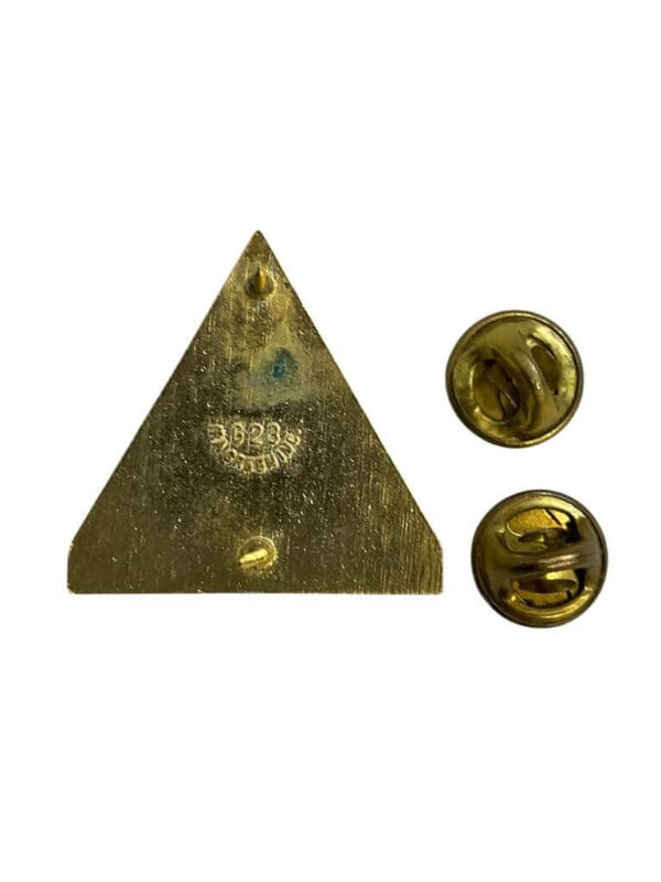 US Army DUI Distinctive Uniform Insignia 3rd Armored Division Badge Pin