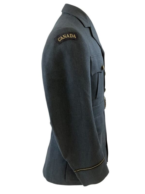 WW2 Canadian RCAF Navigator Officers Service Dress Jacket DFC Winner