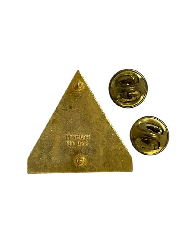 US Army DUI Distinctive Uniform Insignia 1st Armored Division Badge Pin