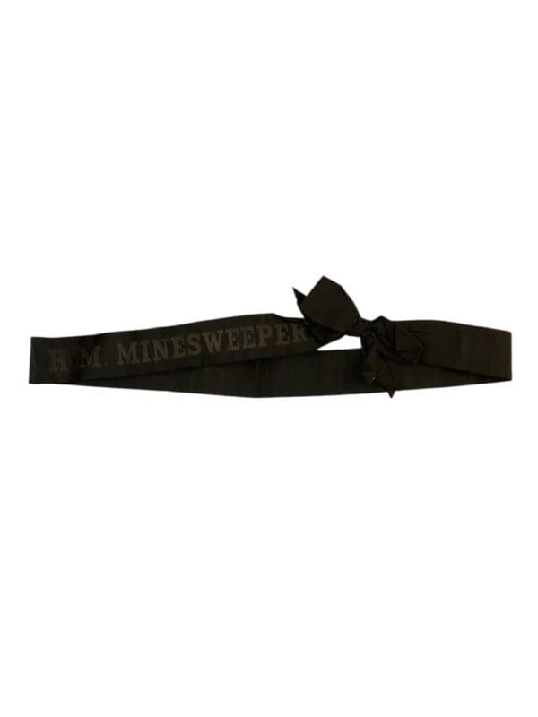 WW2 British Royal Navy H.M. Minesweeper. Cap Tally