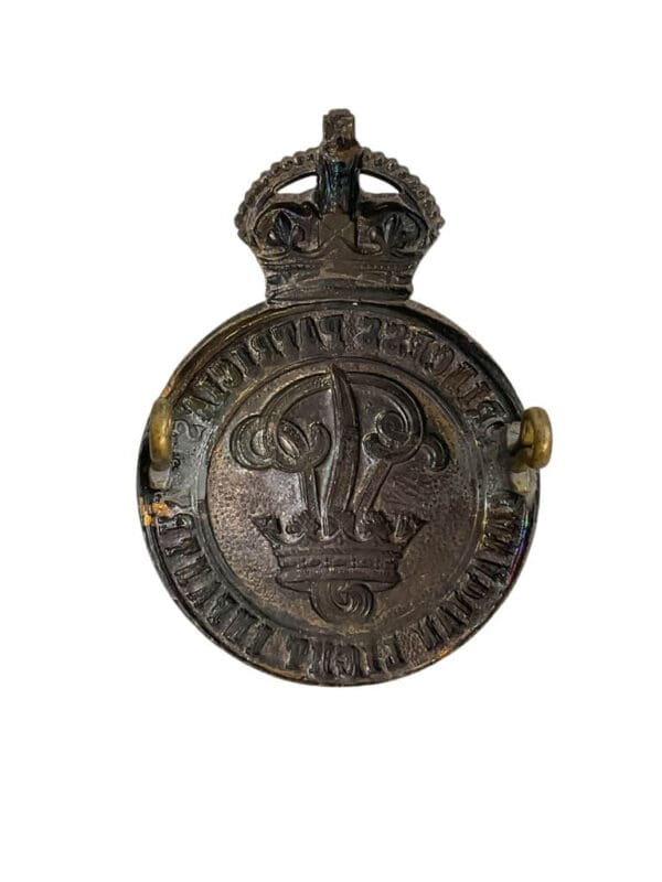 Canadian Army Korean War Princess Patricia's Canadian Light Infantry Cap Badge