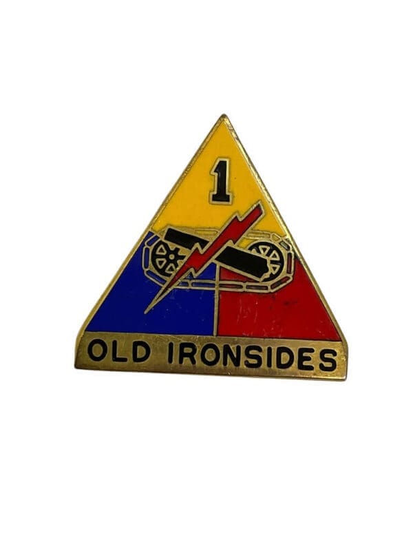 US Army DUI Distinctive Uniform Insignia 1st Armored Division Badge Pin