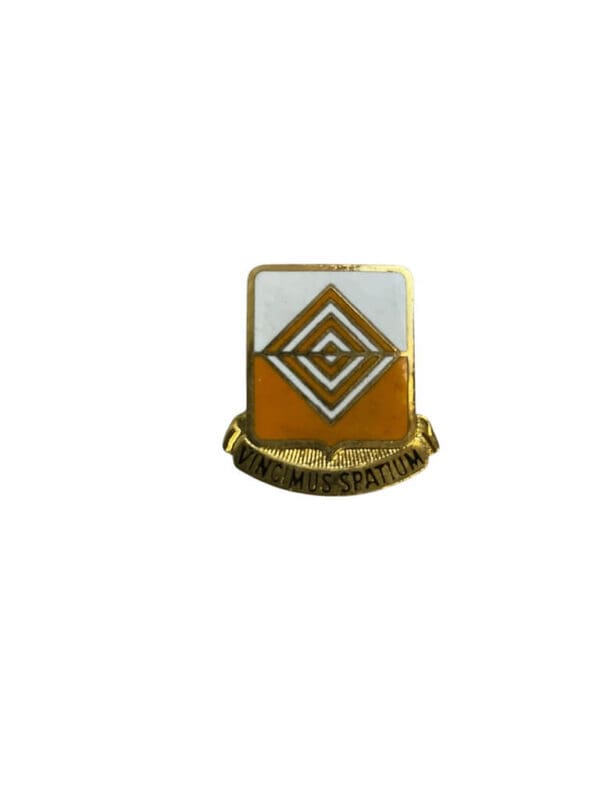 US Army DUI Distinctive Uniform Insignia 57th Signal Battalion Badge Pin