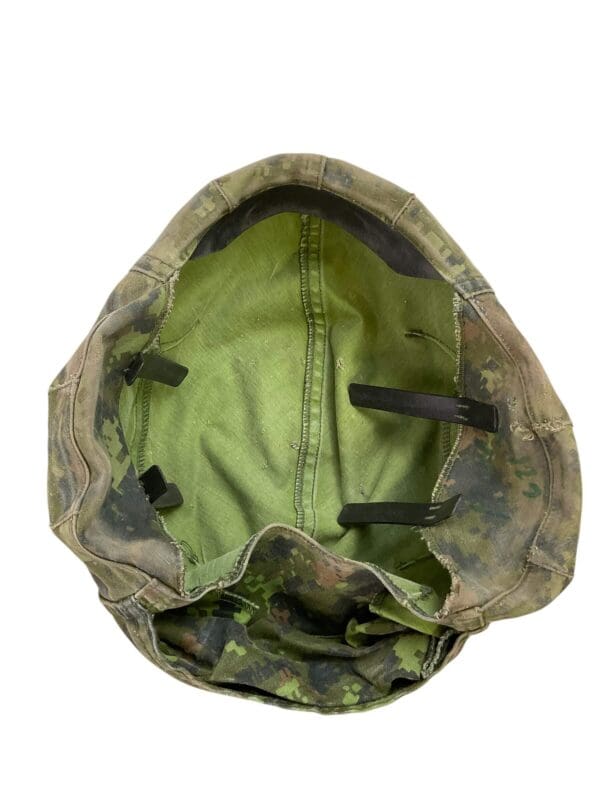Canadian Forces CG634 CADPAT Helmet Cover Size Medium