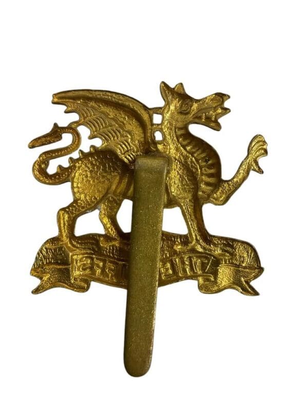 WW2 British The Buffs Cap Badge
