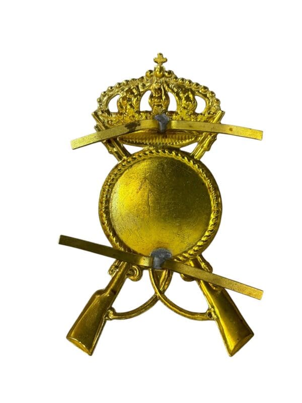 WW2 Italian Army Infantry Pith Helmet Cap Badge