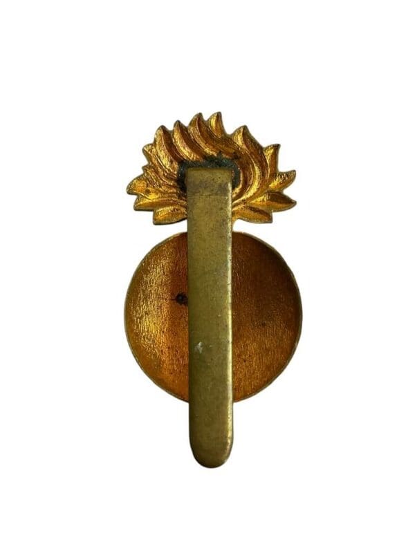 WW2 British Royal Northumberland Fusiliers Officers Cap Badge
