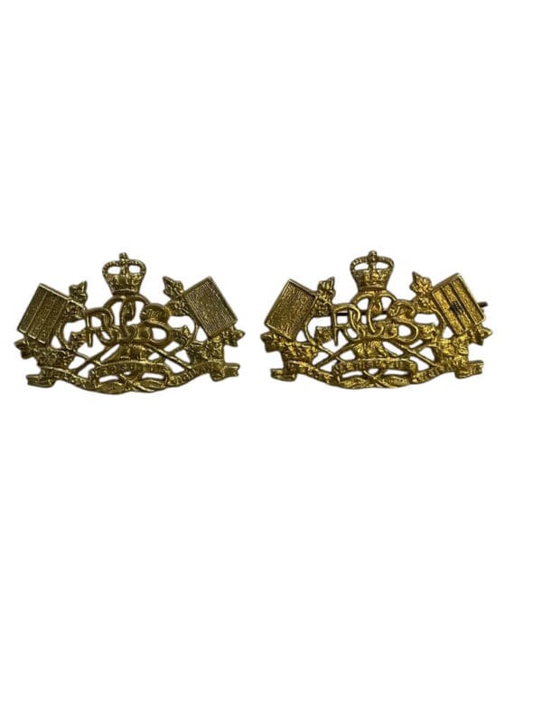 Royal Canadian Corps of Signals Collars Insignia Pair