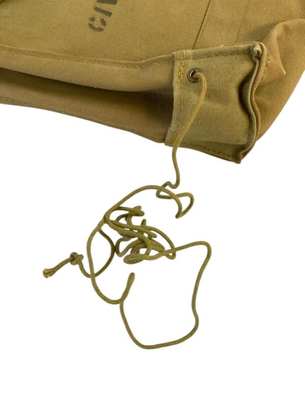 WW2 Canadian Respirator Bag Civil Defence Canada 1942 Dated C Broad Arrowed MINT