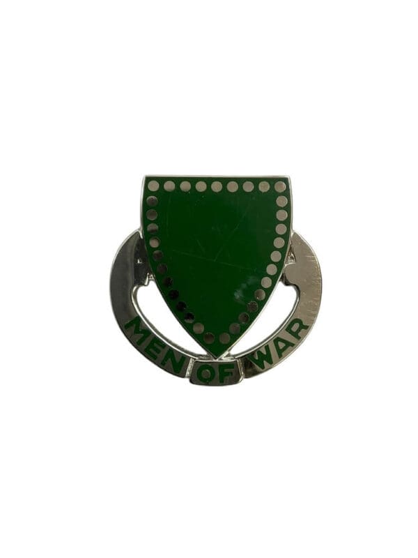 US Army DUI Distinctive Uniform Insignia 33rd Armored Regiment Badge Pin