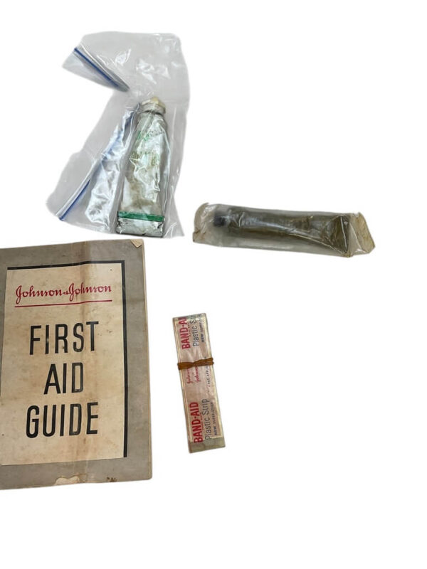 WW2 US Boy Scouts of America First Aid Kit In Metal Tin With Contents