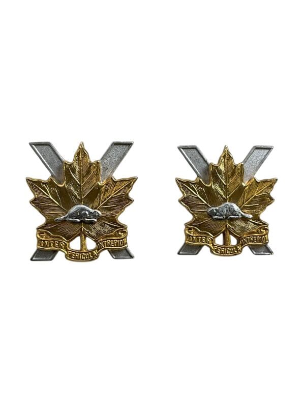 Canadian Forces Lake Superior Scottish Regiment Collars Insignia Pair