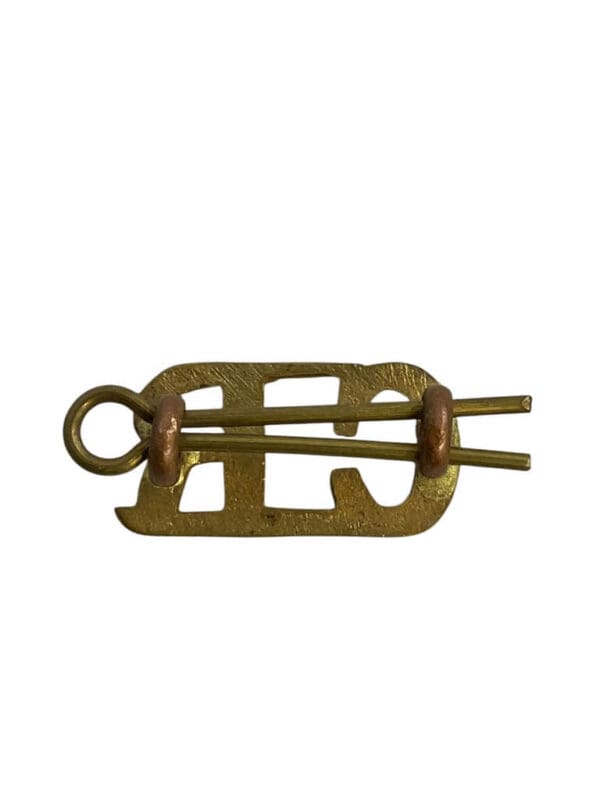 WW1 British BEF Connaught Rangers CR Collar Insignia Single