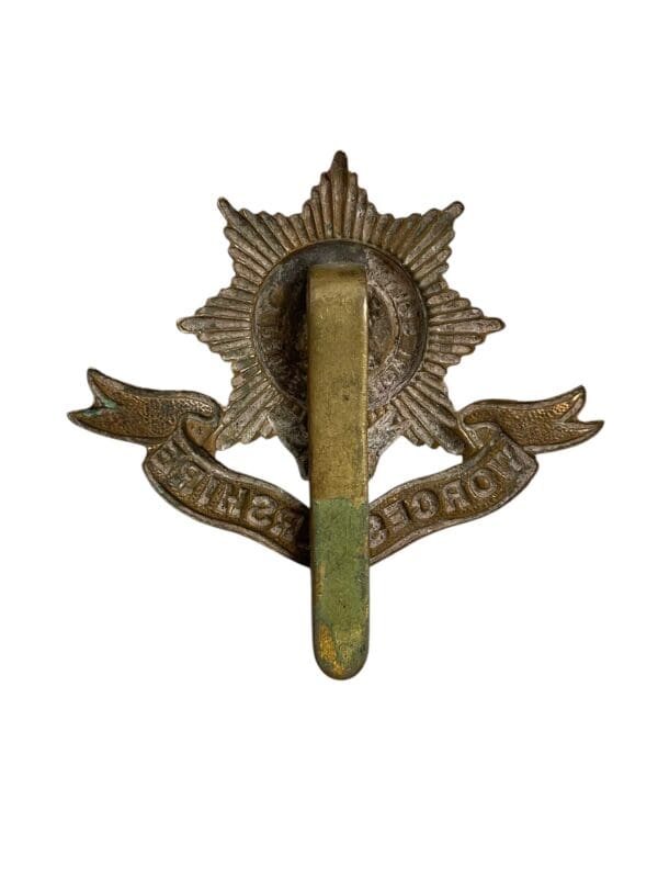 WW2 British Worcestershire Regiment Cap Badge