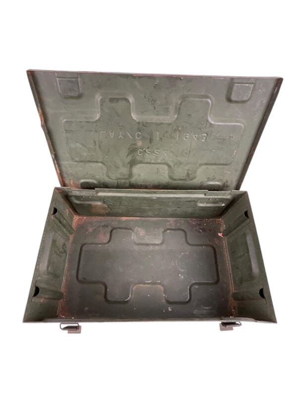 WW2 Canadian Artillery Ammo Case Dated 1943 EMPTY