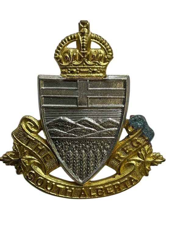 WW2 Canadian The South Alberta Regiment Cap Badge