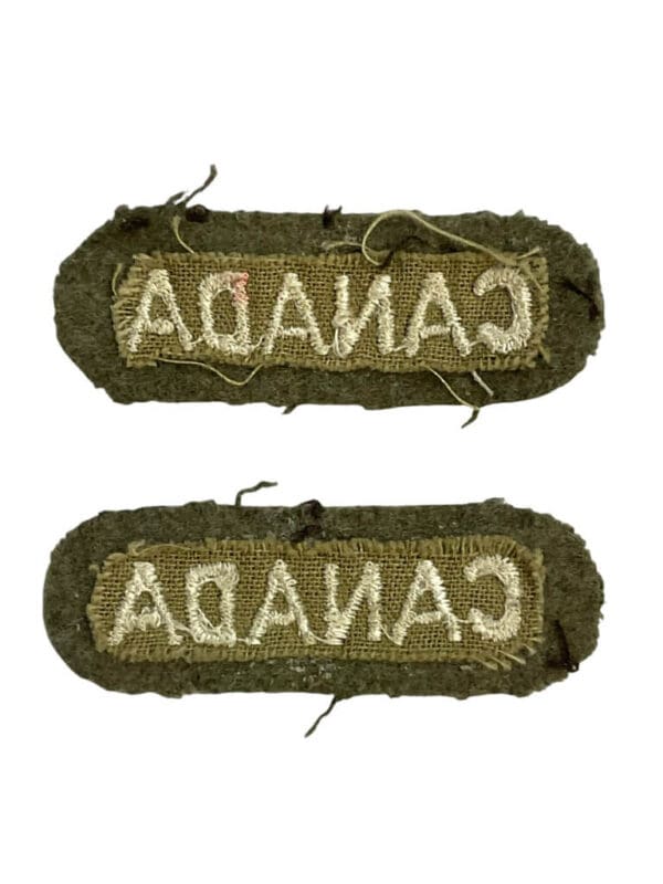 WW2 Canadian Army CANADA Nationality Shoulder Titles Insignia Pair
