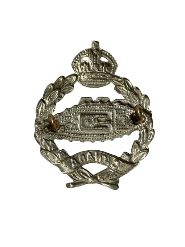 WW2 Canadian Armoured Corps Cap Badge