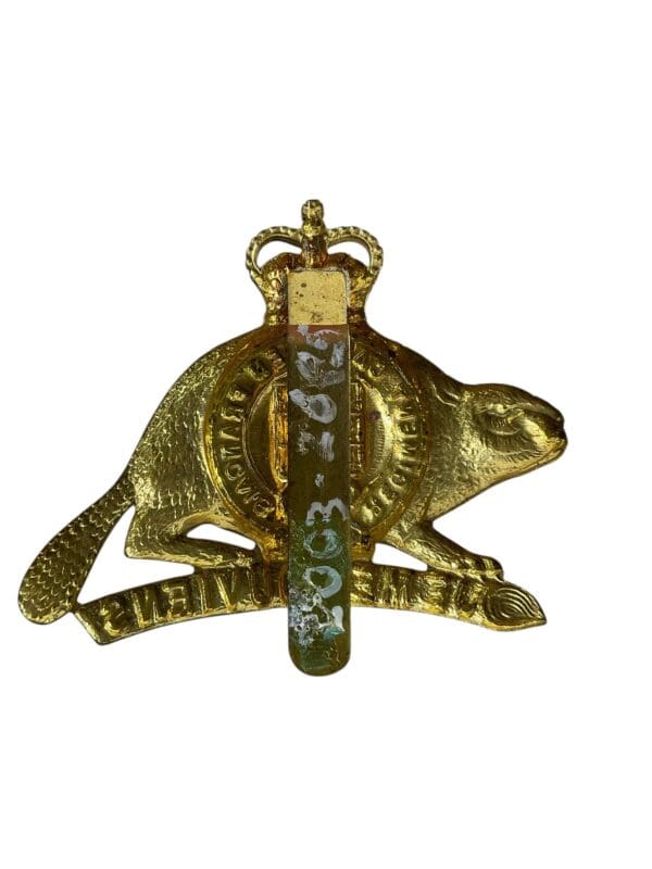 Canadian Royal 22nd Regiment Vandoos Cap Badge