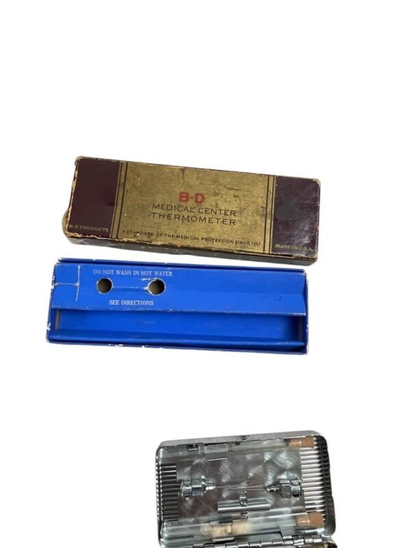 US B-D Products of Leather No X4680 Nurses Case With Contents In Original Packaging