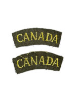 WW2 Canadian CWAC CANADA Shoulder Titles Insignia Pair