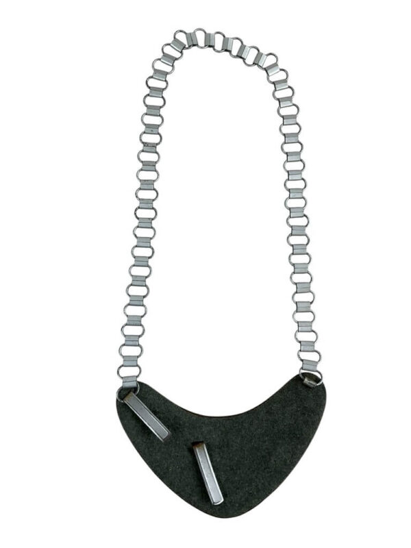 WW2 German Feldgendarmerie Chained Dog Gorget